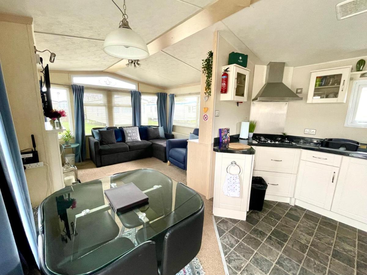 Modern Holiday Home #Skipsea Sands Static Hire Exterior foto